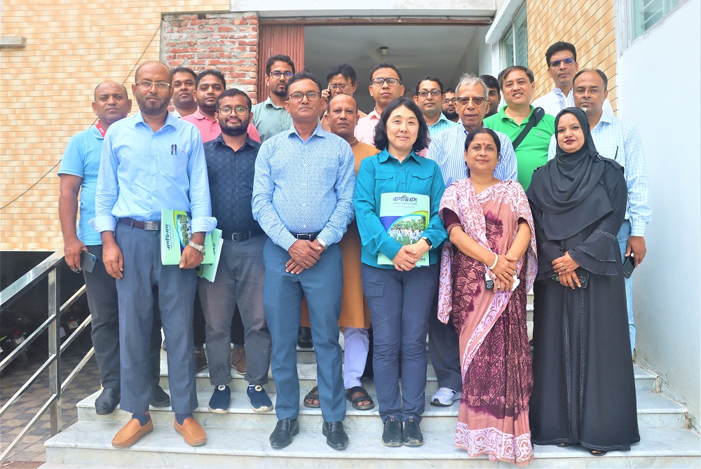 ADB representative Mrs. Shimako Takahashi visited SDS.